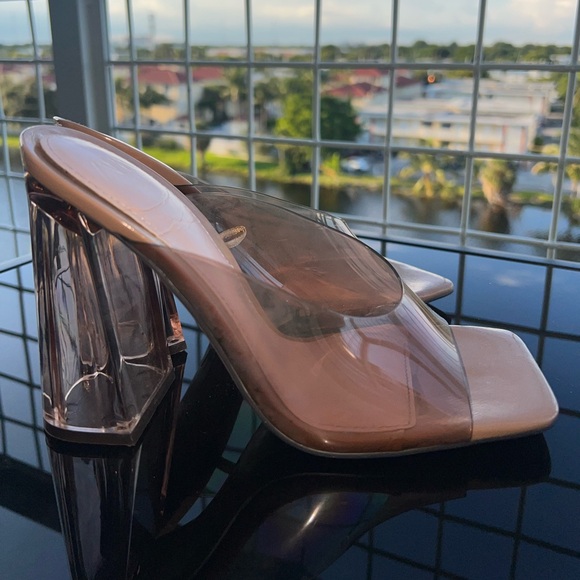 Jelly Heels - Picture 4 of 5